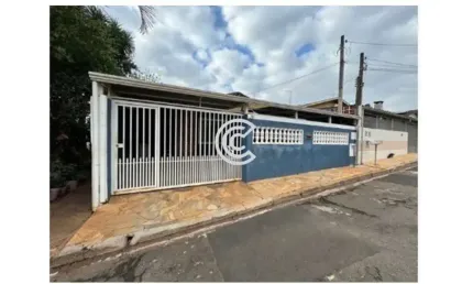Casa com 2 quartos à venda na Rua das Guajuviras, 166, Vila Boa Vista, Campinas, 200 m2 por R$ 320.000