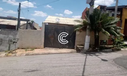 Casa com 1 quarto à venda na Rua Água Marinha, 53, Capela, Vinhedo por R$ 375.000