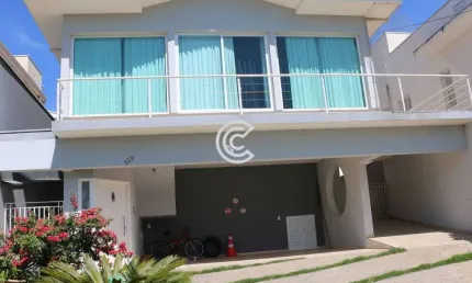 Casa para venda ou locação em condomínio em Vinhedo/SP