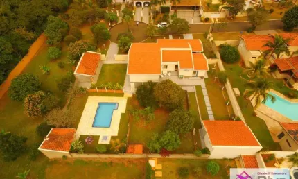 Casa à venda em Condomínio fechado, Vale Verde em Leme/SP!