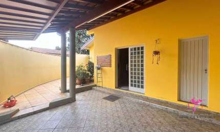Casa com 2 dormitórios à venda, 98 m² por R$ 270.000,00 - Conjunto Habitacional Ângela Maria Remédio Capodifoglio - Santa Cruz da Conceição/SP