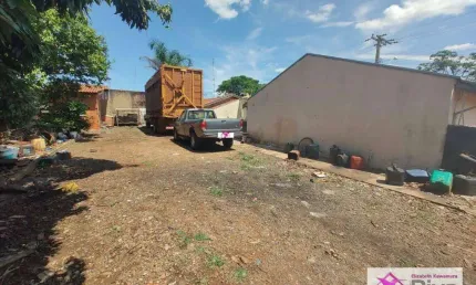 Terreno à venda, 270 m² no Jardim Coloninha Cláudia - Leme/SP