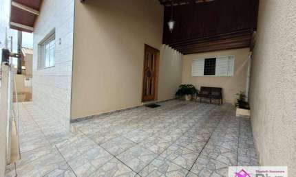 Casa com 3 dormitórios à venda, 157 m² por R$ 440.000,00 - Centro - Leme/SP