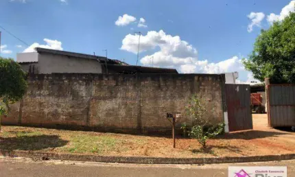 Casa com 3 dormitórios à venda por R$ 160.000 - Jardim Residencial Quáglia - Leme/SP