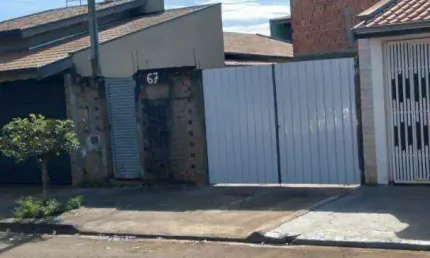 Sobrado com 3 dormitórios à venda, 141 m² por R$ 150.000 - Jardim Graminha - Leme/SP