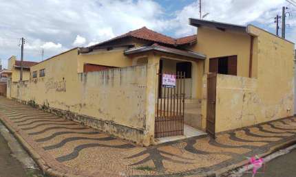Casa com 3 dormitórios à venda, 158 m² por R$ 380.000 - Barra Funda - Leme/SP