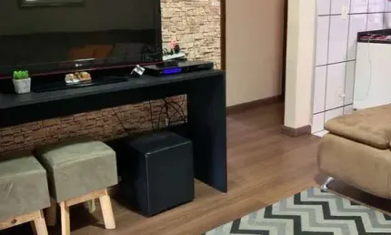 Casa com 4 dormitórios à venda, 100 m² por R$ 480.000,00 - Vila Bela Vista - Leme/SP