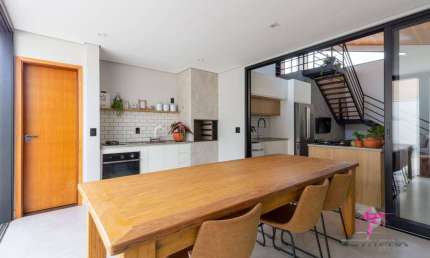 Casa com 2 dormitórios à venda, 185 m² por R$ 849.000 - Parque Residencial Santa Helena - Leme/SP