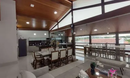 Sobrado com 4 dormitórios, 465 m² - venda por R$ 1.800.000,00 ou aluguel por R$ 6.000,00/mês - Centro - Santa Cruz da Conceição/SP