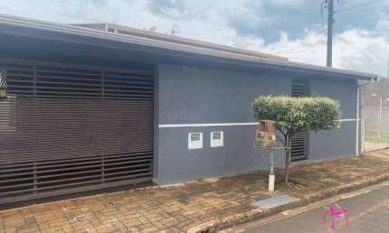 Casa com 2 dormitórios à venda, 156 m² por R$ 380.000,00 - Vila Santa Maria - Leme/SP