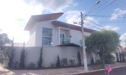 Sobrado com 4 dormitórios à venda por R$ 795.000,00 - Jardim Residencial Cambuhy - Leme/SP