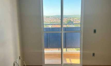 Apartamento com 2 dormitórios à venda, 52 m² por R$ 240.000 - Vila Sumaré - Leme/SP