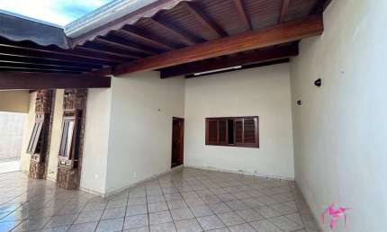 Casa com 3 dormitórios à venda, 198 m² por R$ 399.000,00 - Jardim Residencial Saulo - Leme/SP