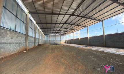 Barracão, 946 m² – venda: consultar a imobiliária | aluguel: R$ 14.000/mês – Industrial Anhanguera, Leme/SP