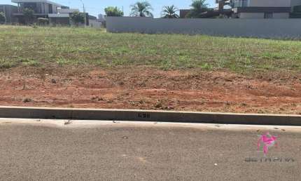 Terreno à venda, 360 m² por R$ 260.000 - Jardim do Bosque - Leme/SP