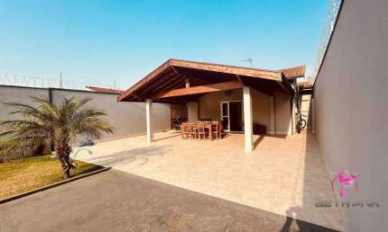 Casa com 2 dormitórios à venda, 104 m² por R$ 470.000,00 - Vila Terezinha - Leme/SP