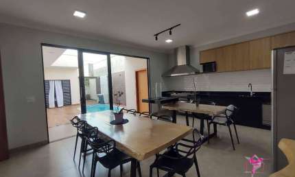 Casa com 2 dormitórios à venda, 155 m² por R$ 920.000,00 - Parque Residencial Santa Helena - Leme/SP