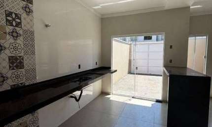 Casa com 2 dormitórios à venda, 56 m² por R$ 285.000,00 - Parque Residencial Itamaraty - Leme/SP