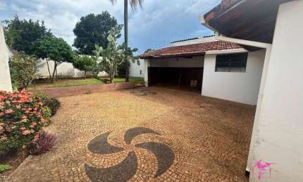 Casa com 2 dormitórios à venda, 175 m² - Vila Hilsdorf - Leme/SP