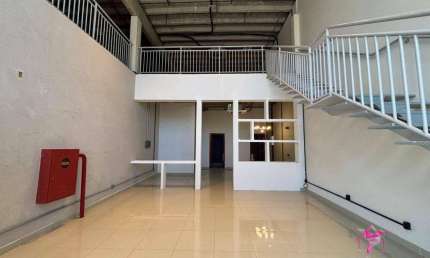 Sala comercial à venda na Vila Santucci, Leme 