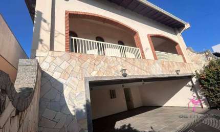 Casa com 3 dormitórios à venda, 146 m² por R$ 1.000.000 - Centro - Santa Cruz da Conceição/SP