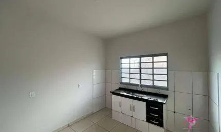 Casa com 2 dormitórios para alugar, 152 m² por r$ 850,00/mês - jardim eroísi - leme/sp