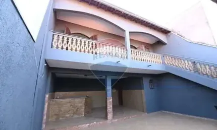 Imóvel para venda tem 164 metros quadrados Casa com 4 dormitórios à venda em Santa Gertrudes