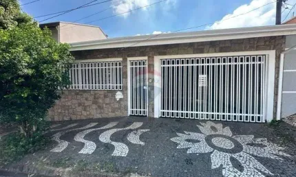 Casa com 3 quartos à venda na Rua Antônio Canassa, 161, Jardim Dom Bosco, Araras