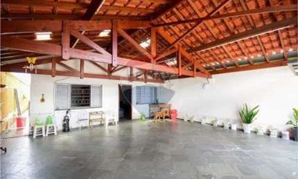 Casa para venda com 178 metros quadrados com 3 quartos em Brieds - Americana - SP