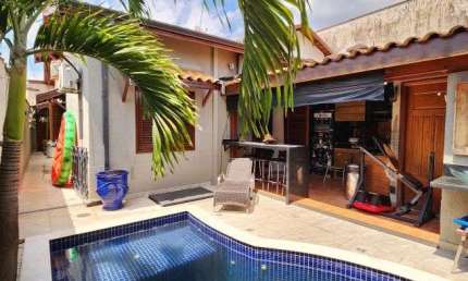Casa à venda com 3 dormitórios e Piscina no bairro Alto da Pompéia em Piracicaba-SP