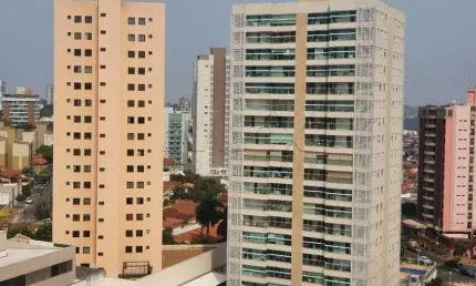 Apartamento À venda com 3 Dormitórios Suítes em Bauru no Edifício Firenze