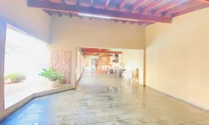 Casa com 4 dormitórios à venda, 257 m² por R$ 980.000,00 - Nova Piracicaba - Piracicaba/SP