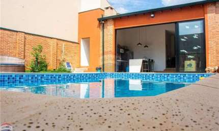 Casapara venda possui 140 metros quadrados com 2 quartos em Jardim São Paulo - Americana - SP