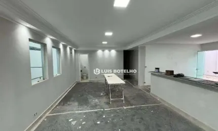 Casa térrea no bairro Parque Conceição com 3 suítes e 4 vagas cobertas - R$ 845.000,00