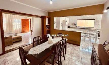 Casa com 3 dormitórios à venda, 226 m² por R$ 1.150.000,00 - Nova Piracicaba - Piracicaba/SP
