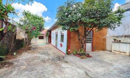 Casa ã venda na Vila independente com 5 dormitórios 400m² Terreno