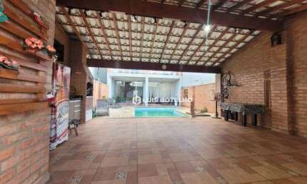 Casa com 3 dormitórios à venda, 208 m² por R$ 840.000,00 - Água Branca - Piracicaba/SP