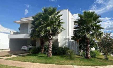 Casa com 3 dormitórios à venda, 280 m² por R$ 2.800.000,00 - Loteamento Residencial e Comercial Vill