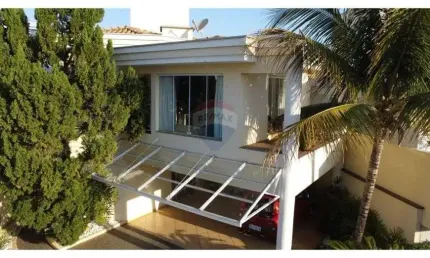 Condomínio Village Des Lions: Casa de Alto Padrão por Apenas R$ 1.680.000,00!
