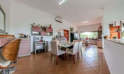 Casa com 4 quartos à venda na Avenida Fábio da Silva Prado, Jardim São Pedro, Araras