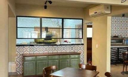 Sobrado residencial/comercial no bairro Vila Rezende com 2 suítes e amplo salão comercial - R$ 1.185