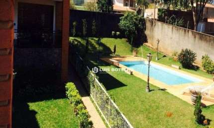 Casa térrea no bairro Nova Piracicaba com 3 dormitórios e 5 vagas de garagem - R$ 2.100.000,00