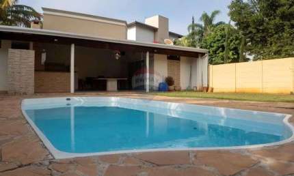 CASA COM 5 DORMITÓRIOS, 3 SUÍTES A VENDA NO RESIDENCIAL FLORENÇA