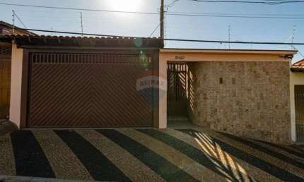 Casa com 4 quartos, 4 banheiros e 4 vagas no Jardim Mirassol