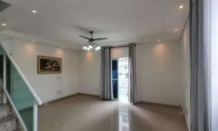 Sobrado com 3 dormitórios à venda, 160 m² por R$ 965.000,00 - Ponta da Praia - Santos/SP