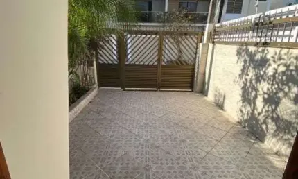Sobrado com 3 dormitórios à venda, 100 m² por R$ 800.000 - Ponta da Praia - Santos/SP