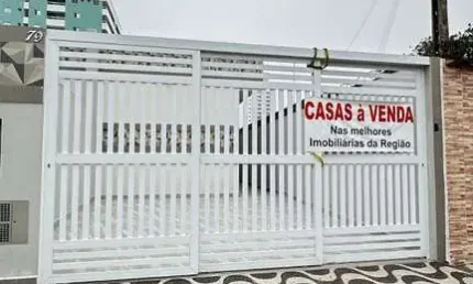 Casa com 2 quartos à venda na Rua Cravina, Jardim Real, Praia Grande