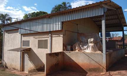 VENDO CACHAÇARIA ARTESANAL EM APARECIDA DE GOIÂNIA - GOIÁS