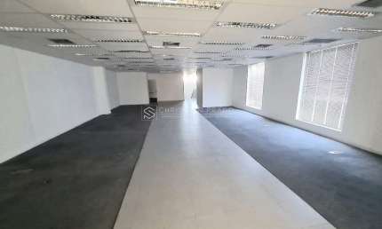 Prédio Comercial para Alugar Bairro do Socorro Avenida de Grande Fluxo 867 m²