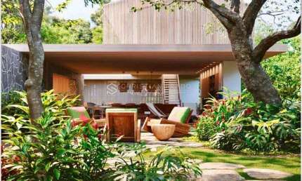 Casa à Venda no Alto da Boa Vista com 3 Suites e 4 Vagas de Garagem